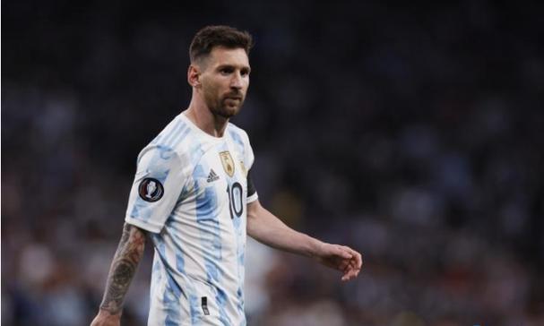 科尔:霍福德明天会出战掘金 客战开拓者他会轮休